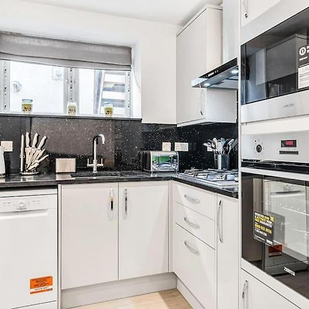 Luxstay Holland Park Apartment With Ac Londra Exterior foto