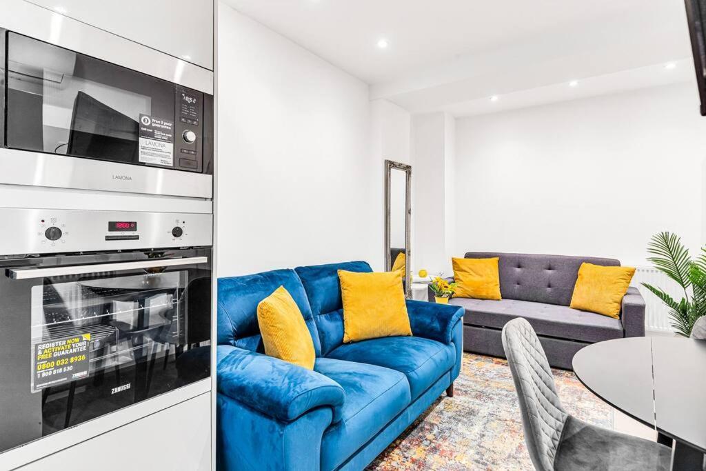 Luxstay Holland Park Apartment With Ac Londra Exterior foto